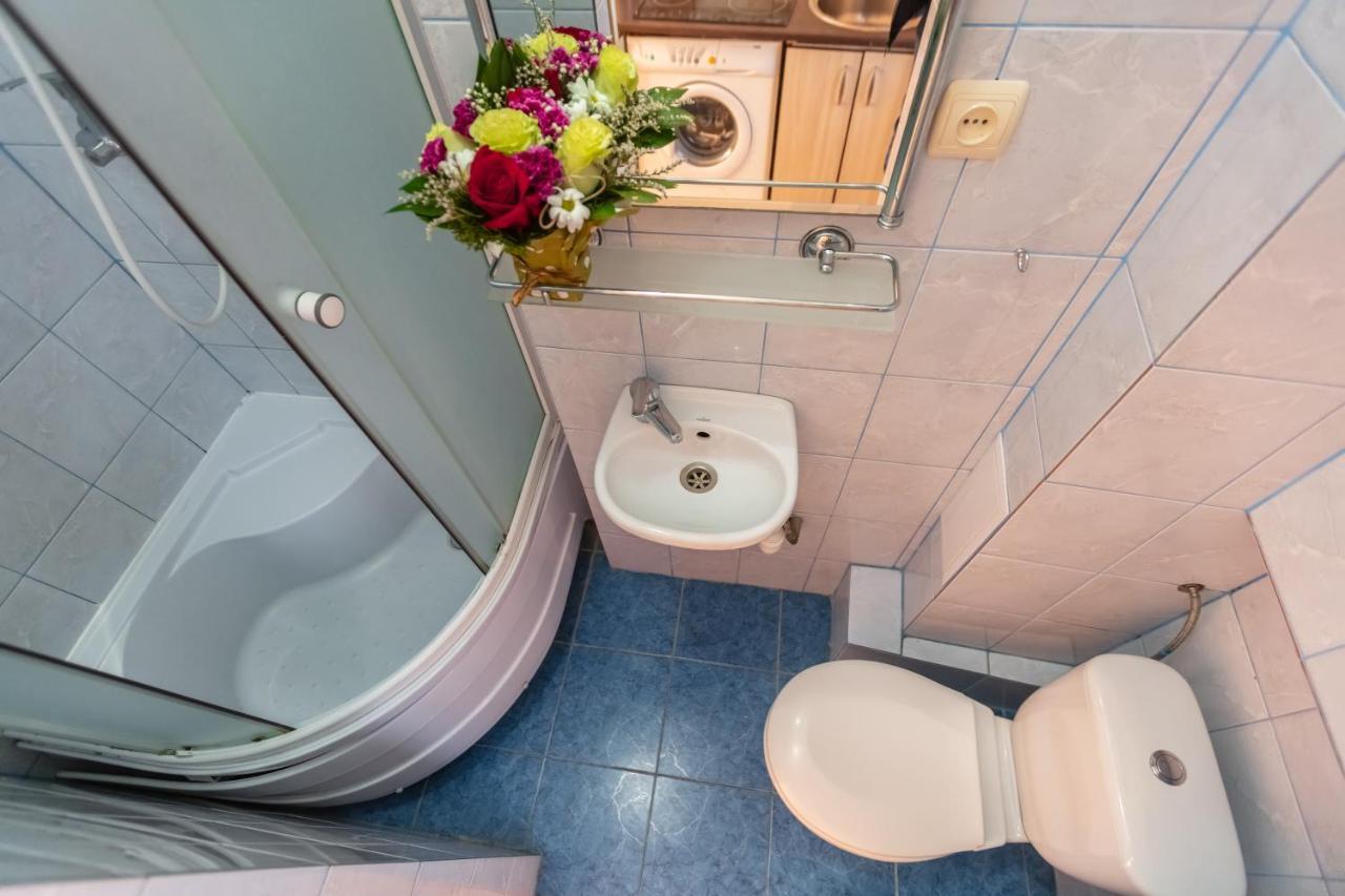 Smart Lwow House Apartamento Exterior foto